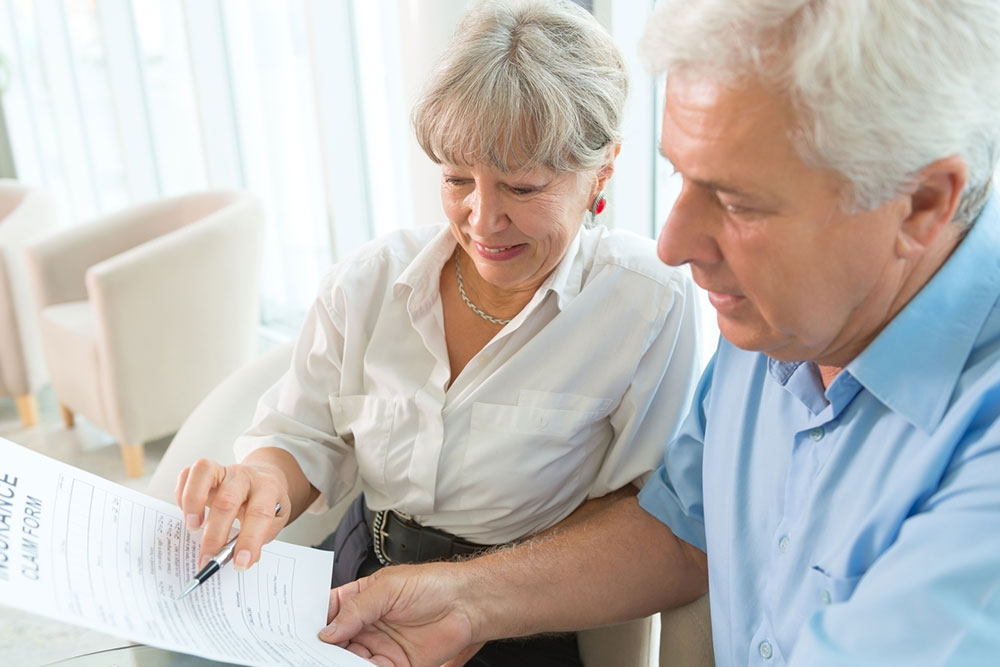 9 tips to pick the best life insurance for seniors