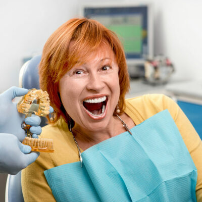 9 signs one needs to consider dental implants